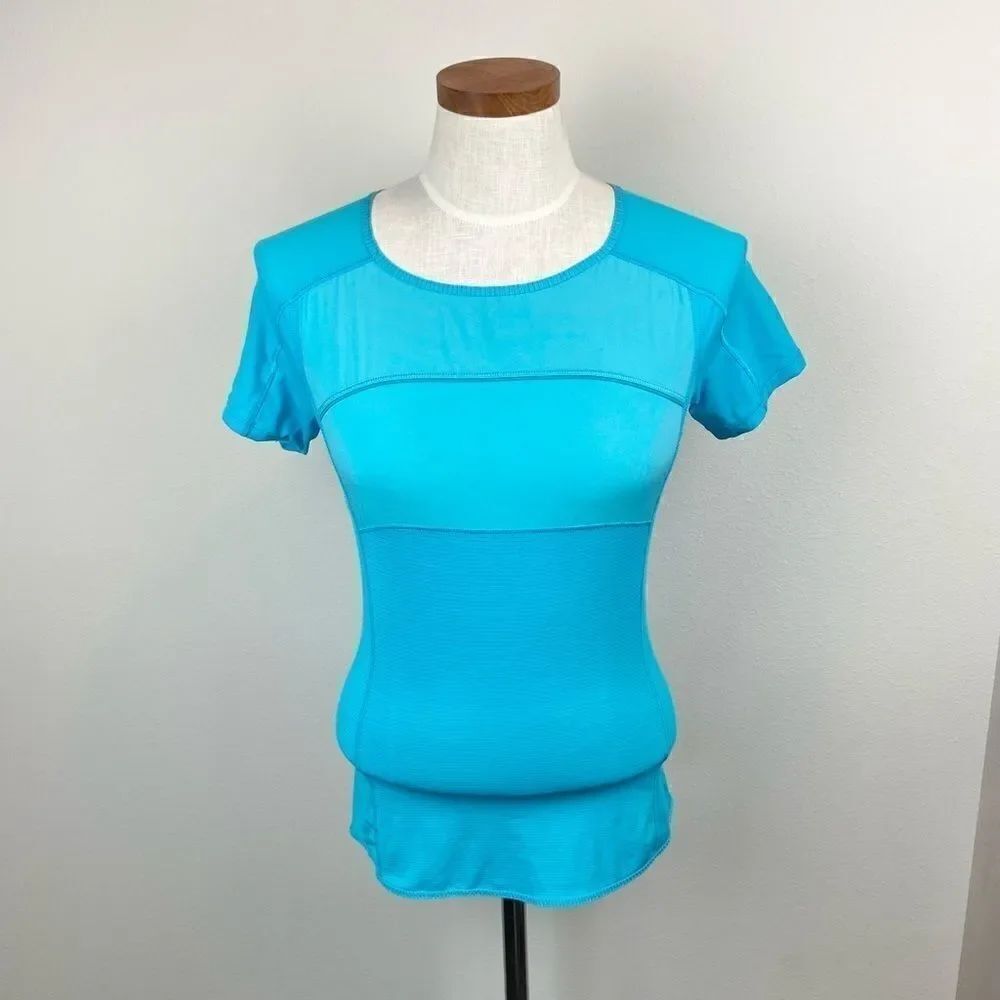 Lululemon Mesh Back Cut-Out Workout Tee